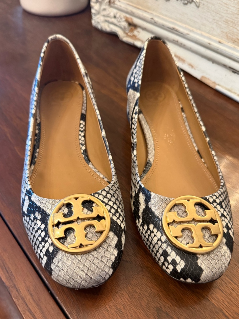 Tory Burch Black and White Snake-Print Ballet Flats with Gold Logo 9